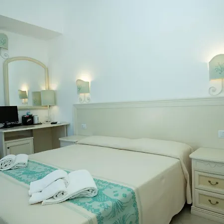 La Locanda Di Gavina Braccu Porto San Paolo  Extérieur photo